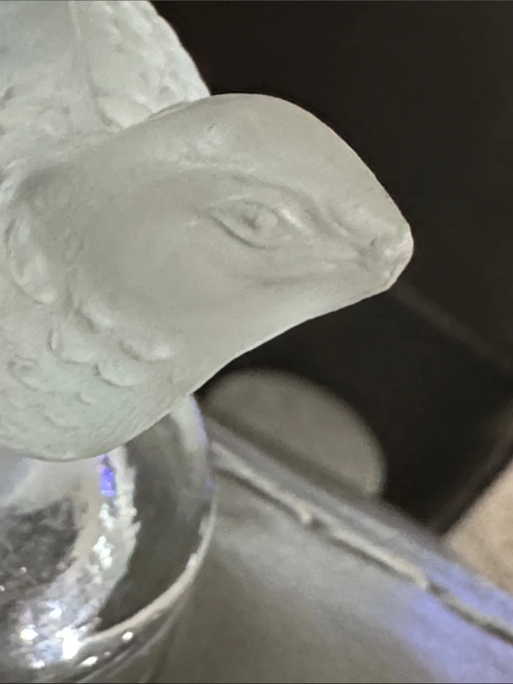France style Crystal Quail Frosted and Clear Base Paperweight 2.5”tall
